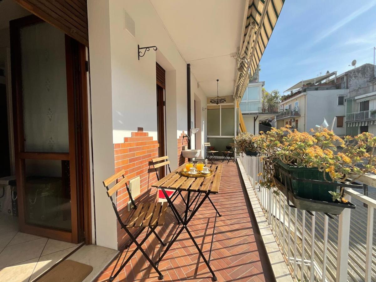 Tito Livio Deluxe Accommodation Padova Exterior photo